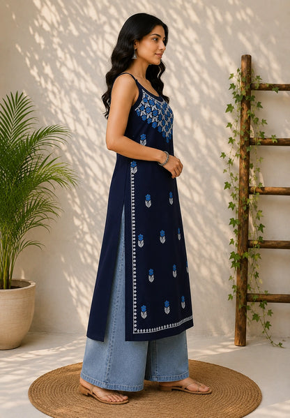 🌸 Wastiya Blue Floral Chikankari Rayon Long Kurti