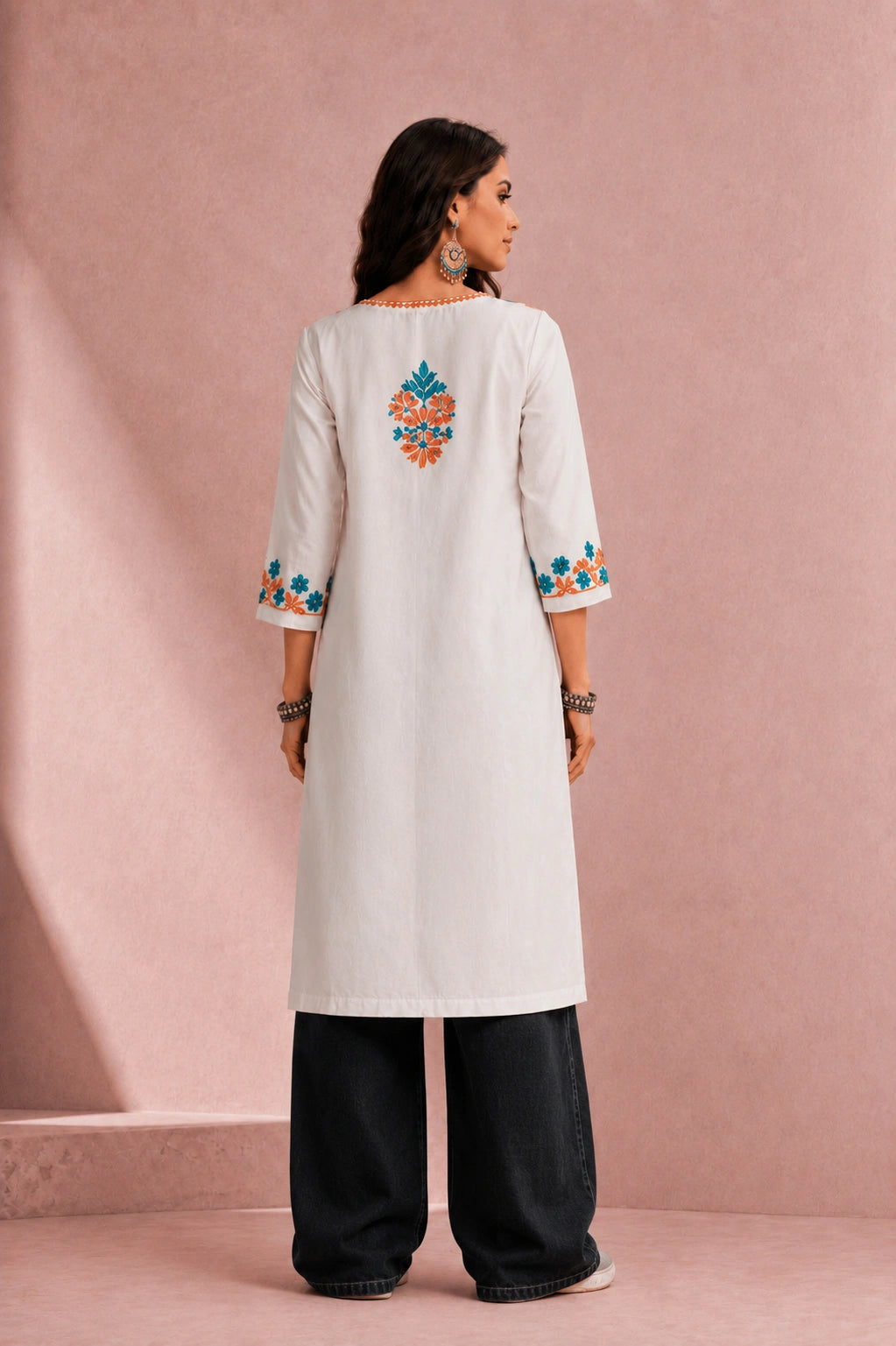 WASTIYA Noor Bloom White Embroidered Kurti